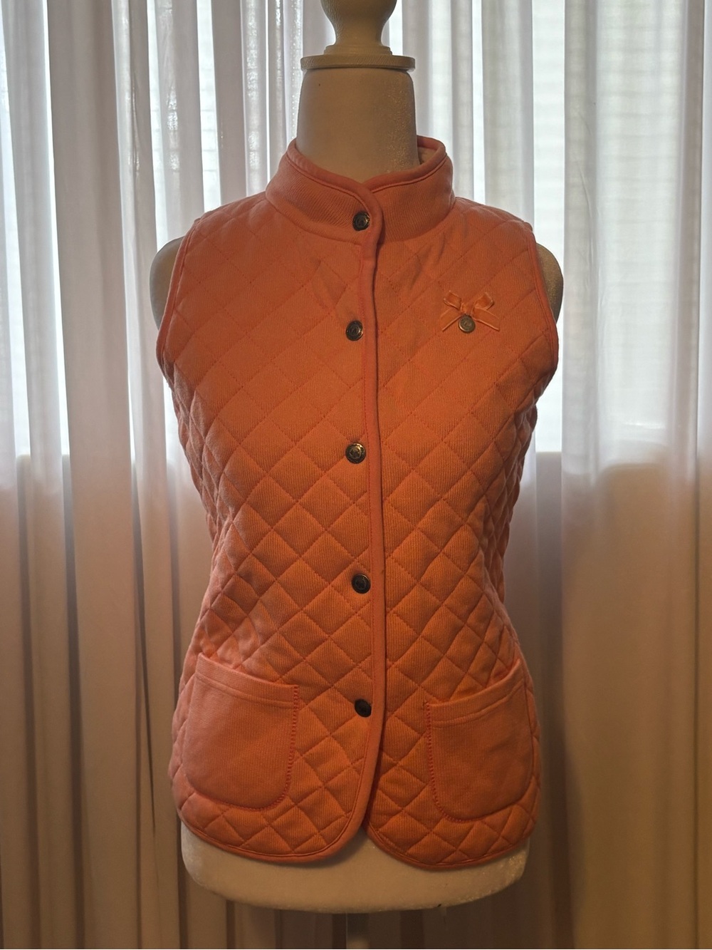 Ferrioni Quilted Sleeveless Vest Salmon Pink Size 14Girl or Size XS For a Women
